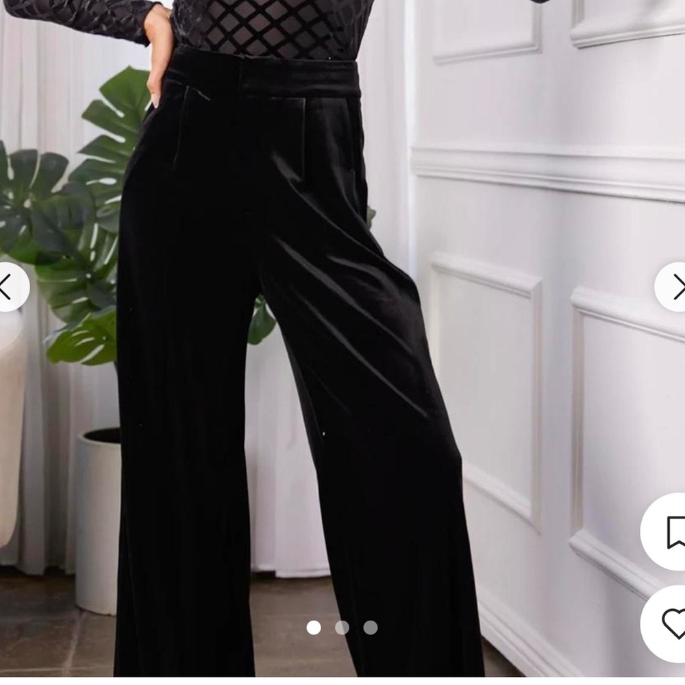 Bishop + Young Black Wide Leg Velvet Pants Size Medium